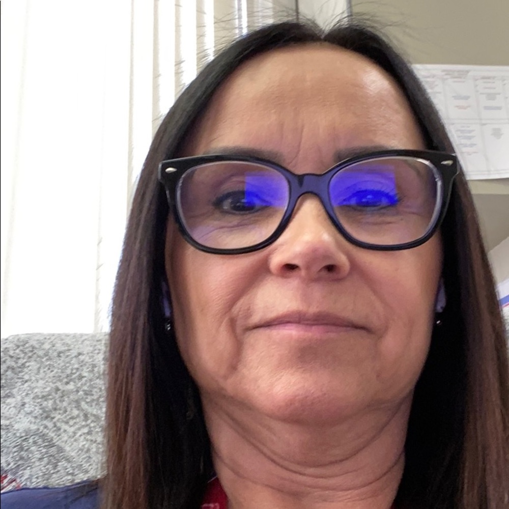 Meet your Posher, Helen